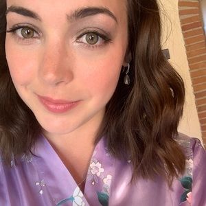 Meet your Posher, Carolyn